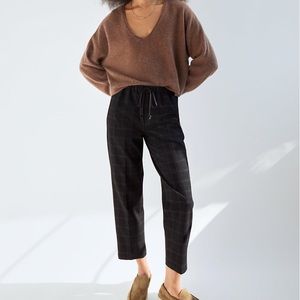 the group by babaton jimmy pant